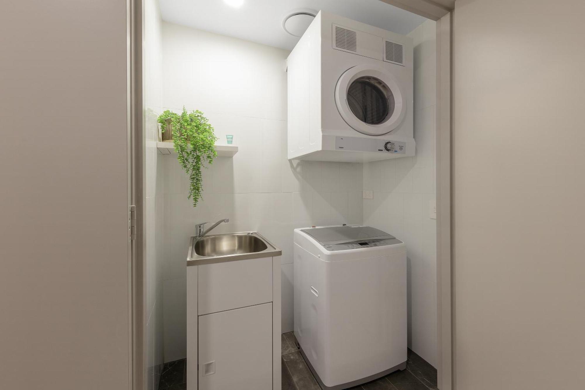 فندق ميريتون سويتس نورث ريد سيدني المظهر الخارجي الصورة Laundry room